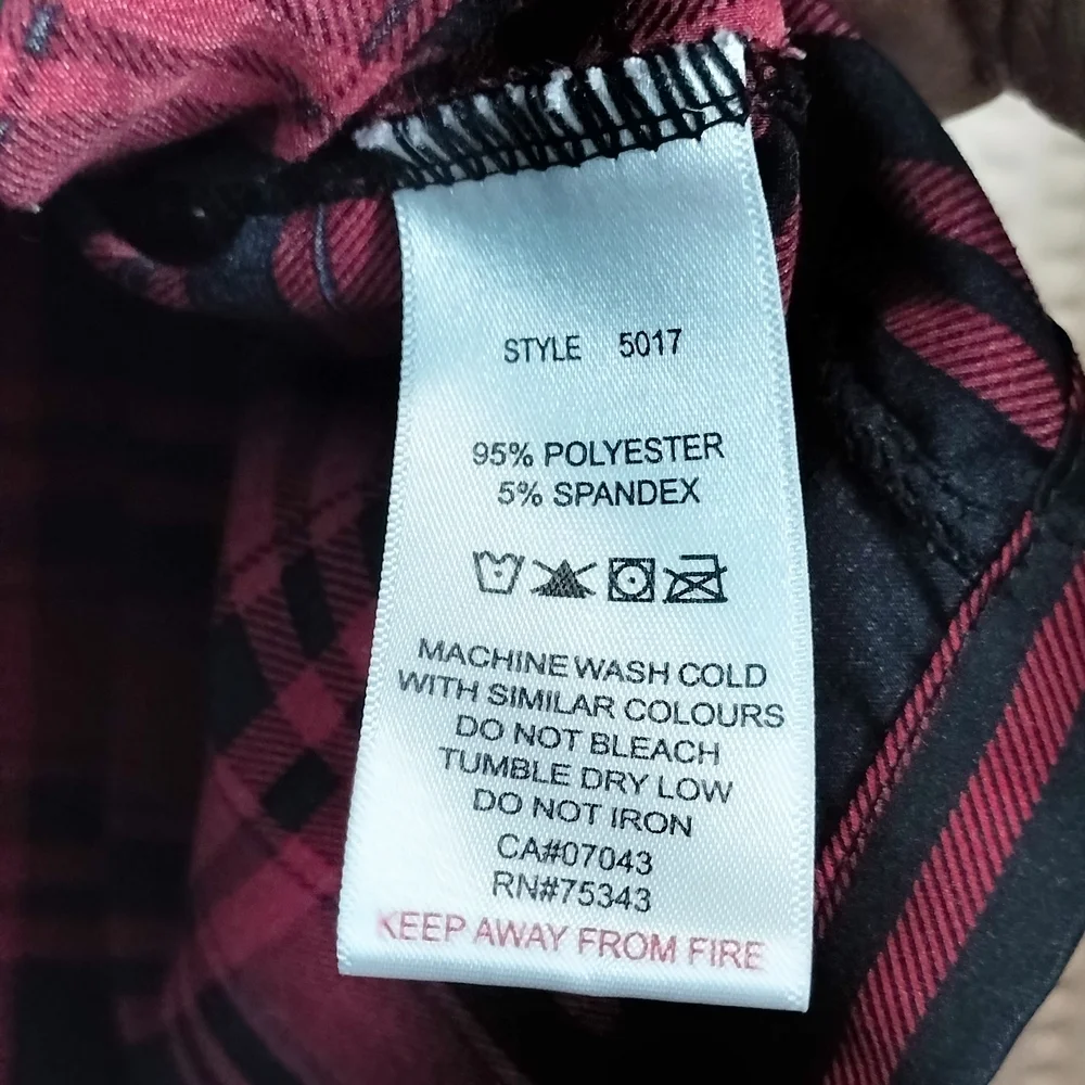 House of Harlow 1960 Red and Black Plaid Pajama Set Sz L